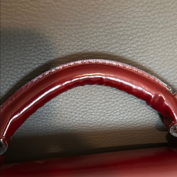 Pratesi Leather Satchel with Structured Italian Design and Silver Metal Clasp. - Picture 4 of 5